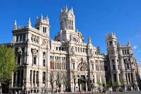 西班牙CEDEU英语授课配翻译硕士项目